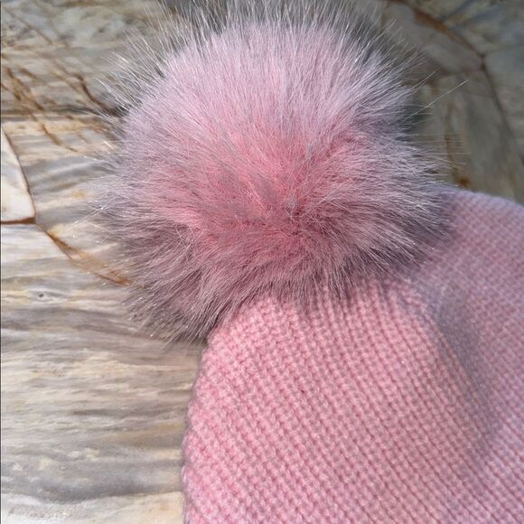 Victoria\'s Secret Soft Pink Knit Hat main image 5
